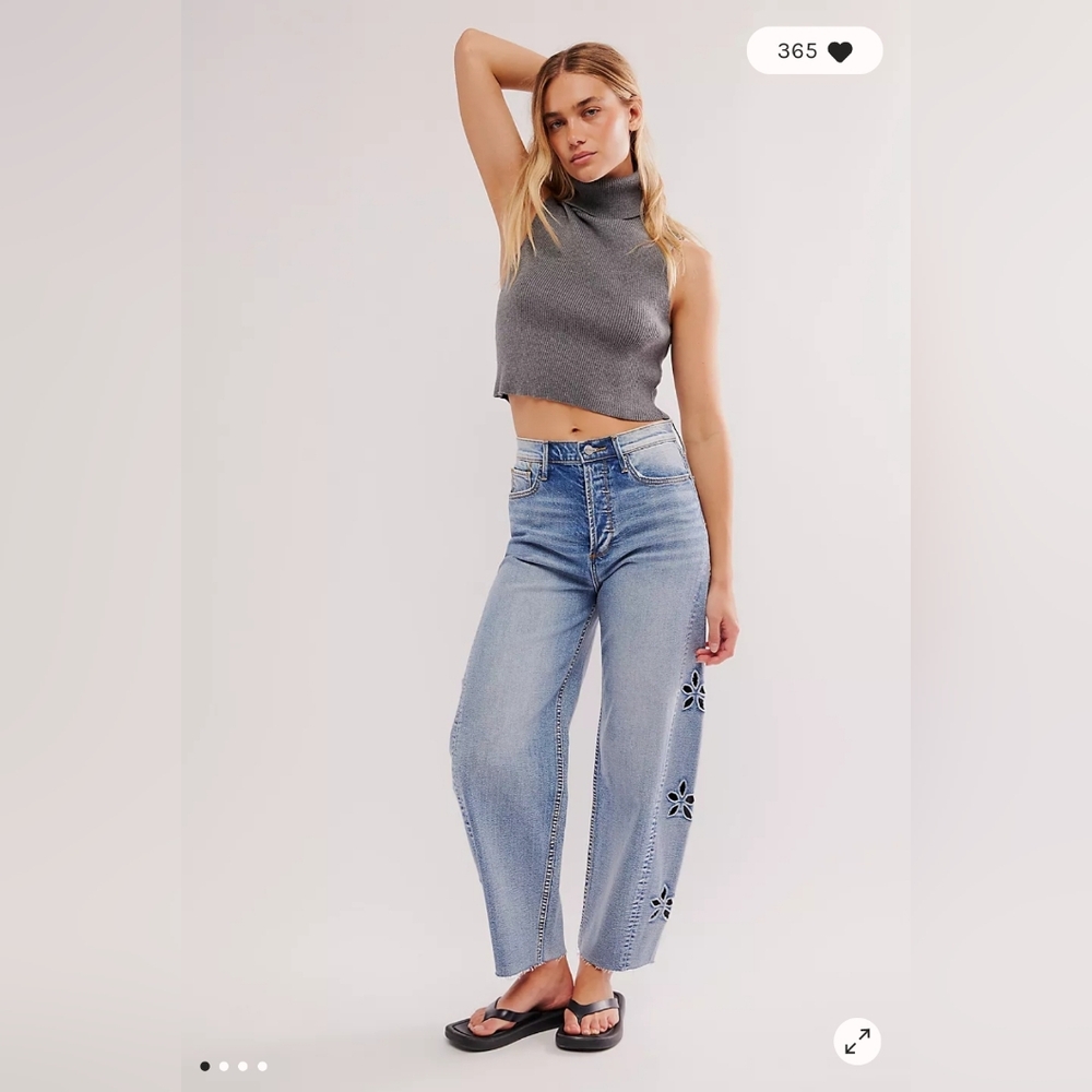 ‼️ISO Free People Driftwood parker cut-out jeans‼️
